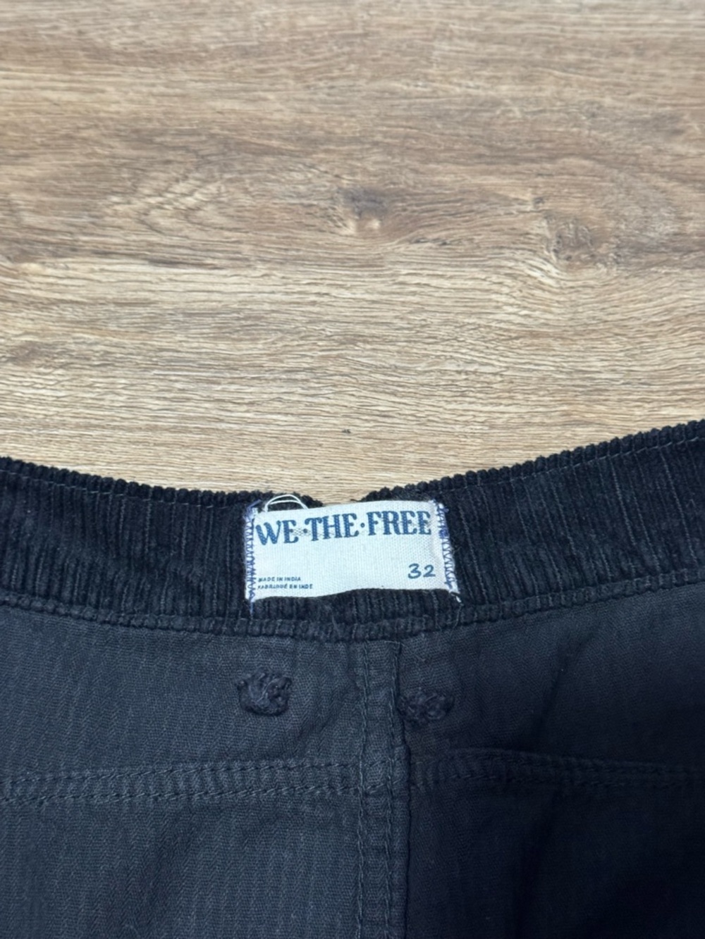 Free People We The Free Good Luck Mid-Rise Cord Black Corduroy Barrel Jeans Sz32 - Picture 9 of 10